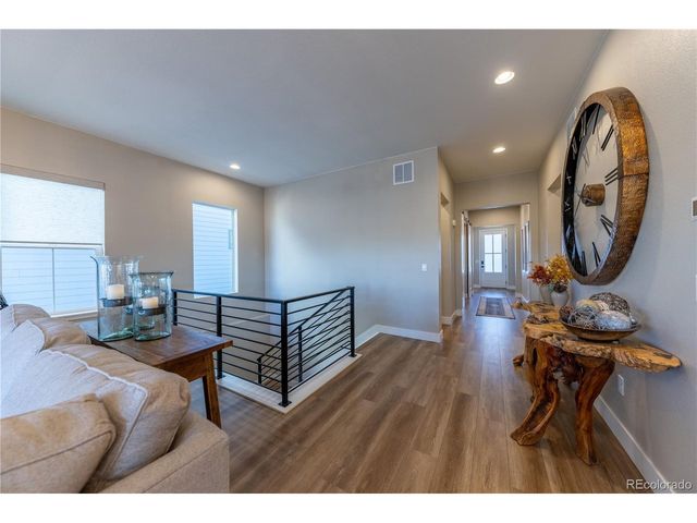 6653 Bridlespur St, Castle Pines, CO 80108