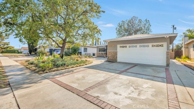 10139 Hillview, Chatsworth, CA 91311