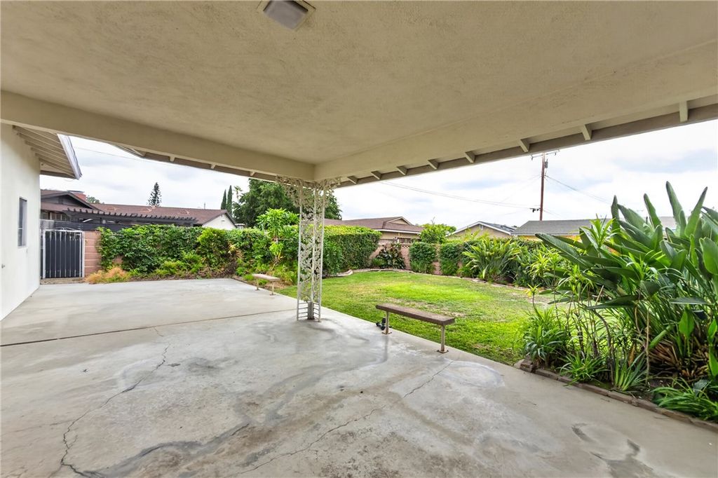 Image 10 of property listing at 721 N Conlon, West Covina, CA 91790