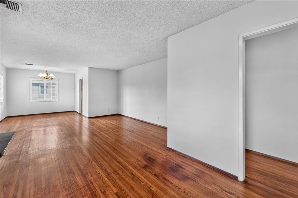 Image 12 of property listing at 721 N Conlon, West Covina, CA 91790