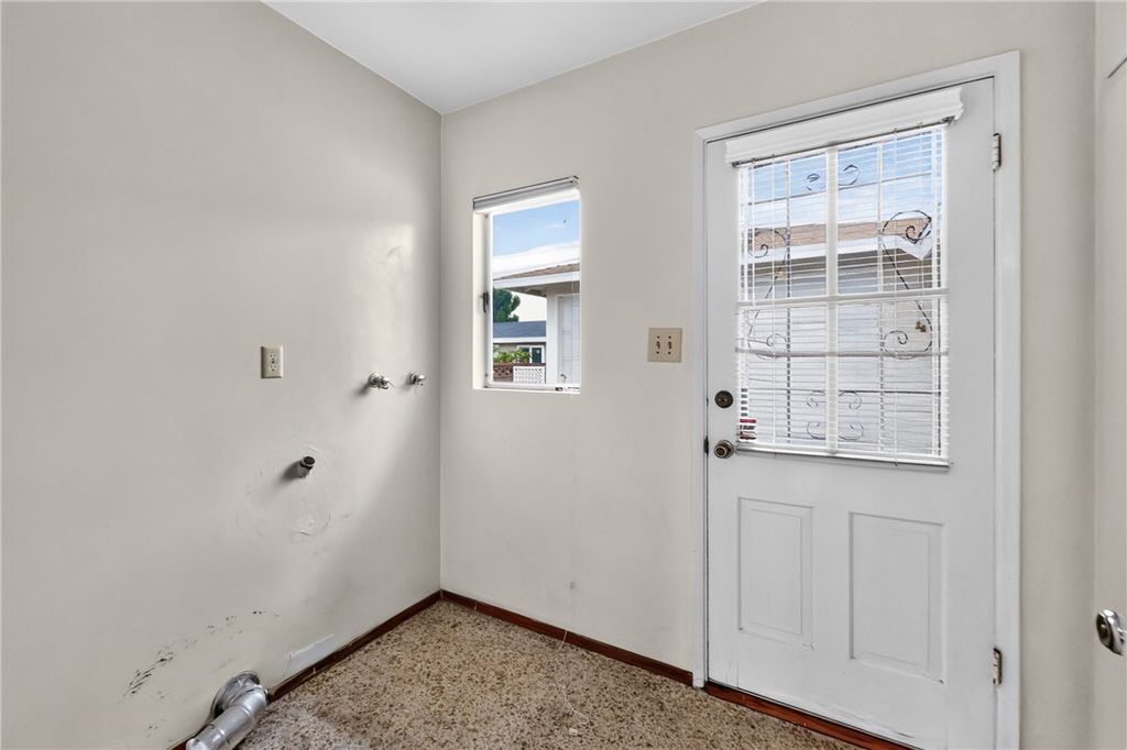 Image 23 of property listing at 721 N Conlon, West Covina, CA 91790