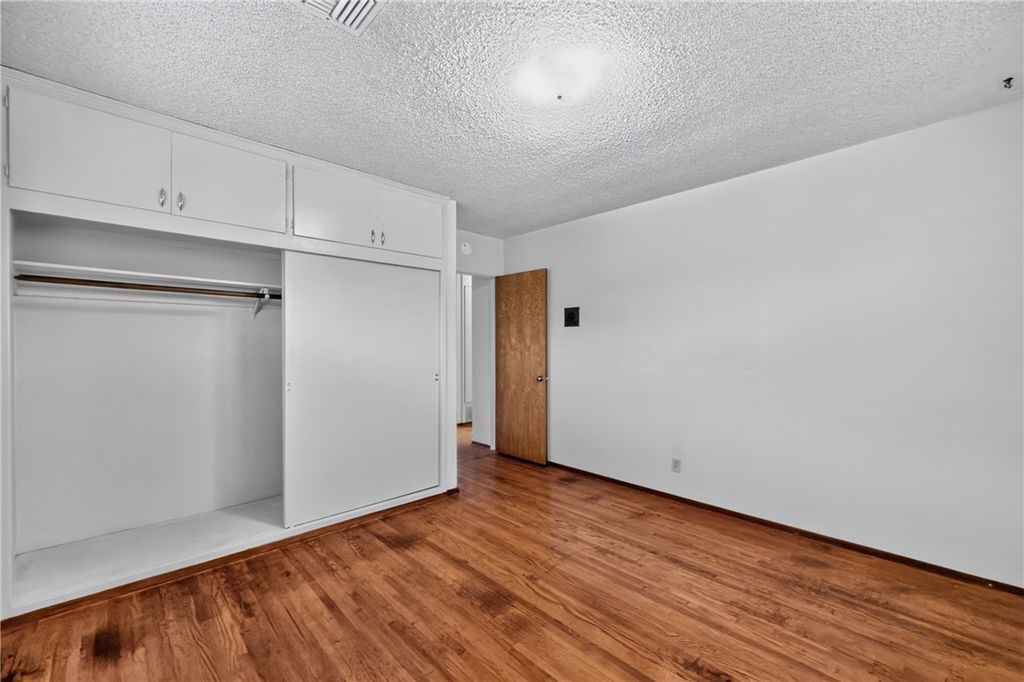 Image 31 of property listing at 721 N Conlon, West Covina, CA 91790