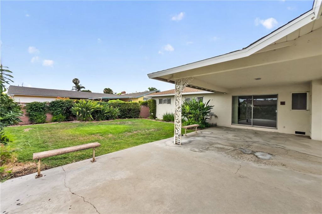 Image 34 of property listing at 721 N Conlon, West Covina, CA 91790