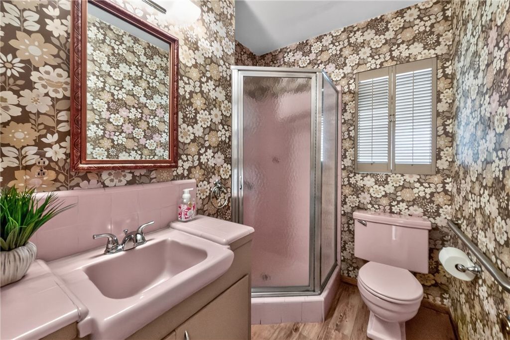 Image 7 of property listing at 721 N Conlon, West Covina, CA 91790