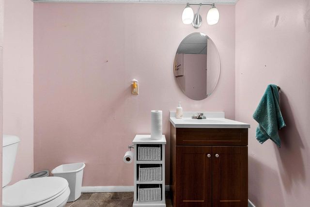 1424 W WEILAND LANE, Appleton, WI 54914