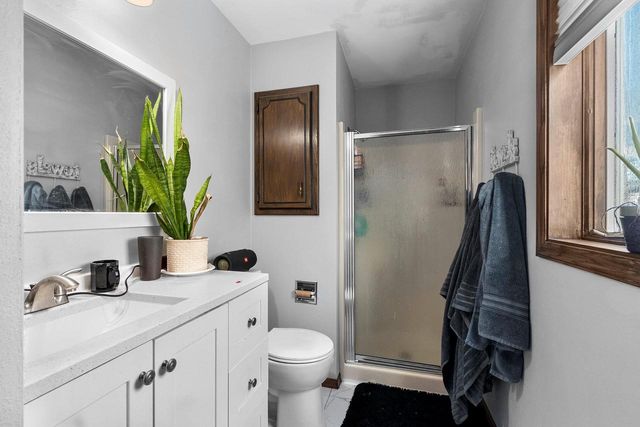 1424 W WEILAND LANE, Appleton, WI 54914