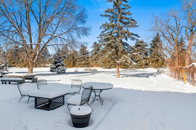 1424 W WEILAND LANE, Appleton, WI 54914