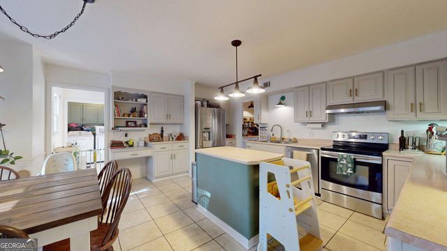 302 Browning Court, Statesboro, GA 30461