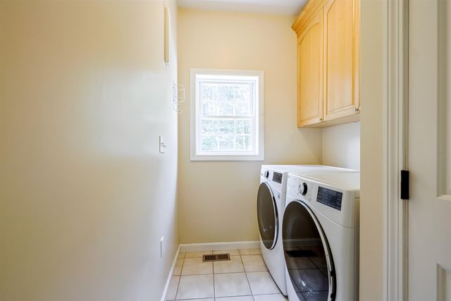 216 Kennedy Hill Road, Goffstown, NH 03045
