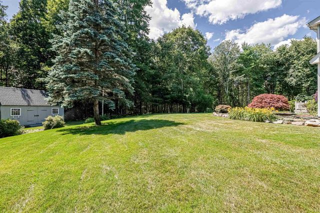 216 Kennedy Hill Road, Goffstown, NH 03045