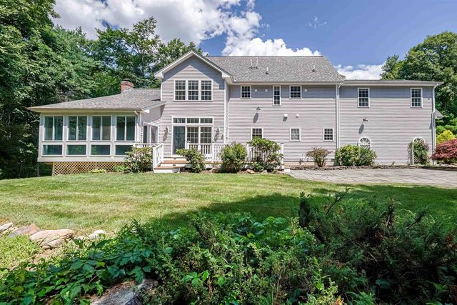 216 Kennedy Hill Road, Goffstown, NH 03045