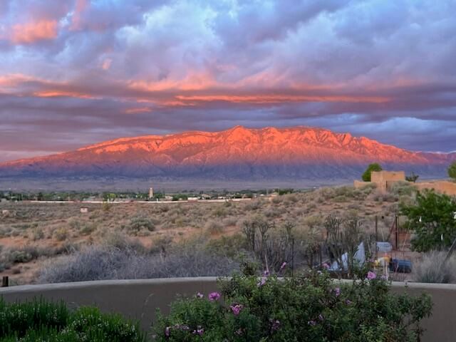 1730 SARATOGA Drive NE, Rio Rancho, NM 87144