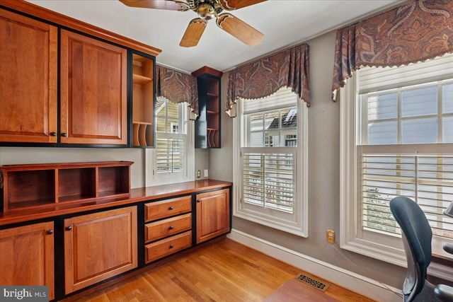 9896 PALACE GREEN WAY, Vienna, VA 22181