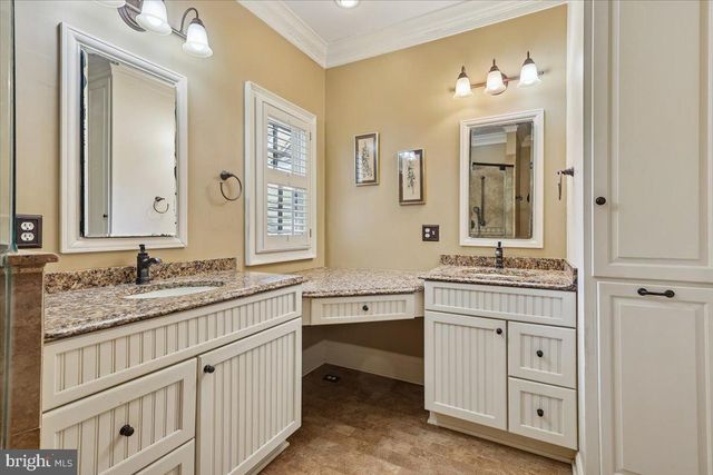 9896 PALACE GREEN WAY, Vienna, VA 22181