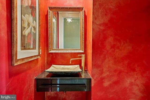 9896 PALACE GREEN WAY, Vienna, VA 22181