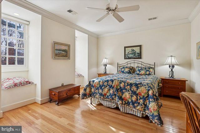 9896 PALACE GREEN WAY, Vienna, VA 22181