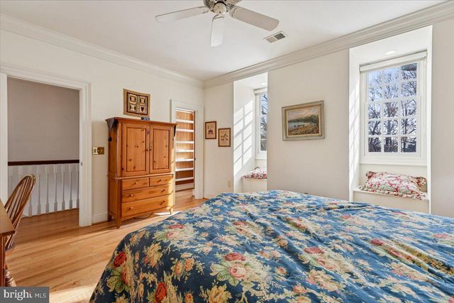 9896 PALACE GREEN WAY, Vienna, VA 22181