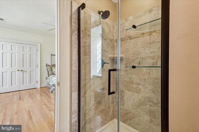 9896 PALACE GREEN WAY, Vienna, VA 22181