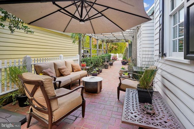 9896 PALACE GREEN WAY, Vienna, VA 22181