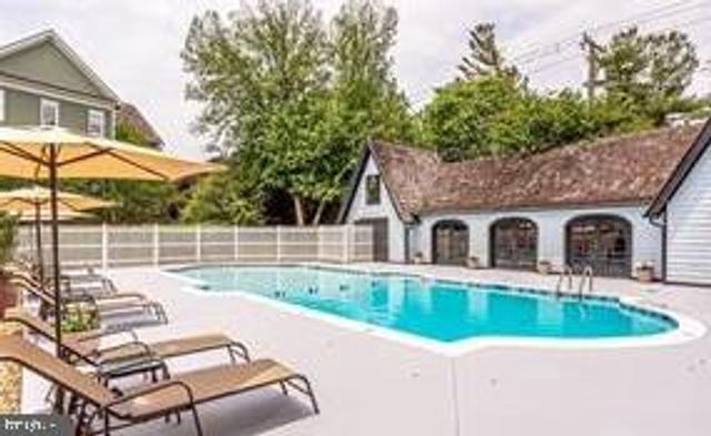 9896 PALACE GREEN WAY, Vienna, VA 22181