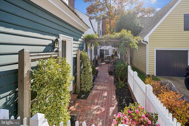 9896 PALACE GREEN WAY, Vienna, VA 22181