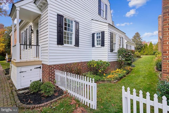 9896 PALACE GREEN WAY, Vienna, VA 22181