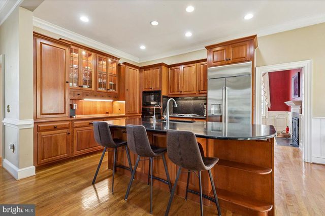 9896 PALACE GREEN WAY, Vienna, VA 22181