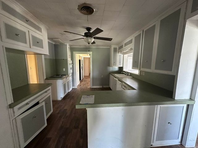 1808 S Leslie Street, Stuttgart, AR 72160