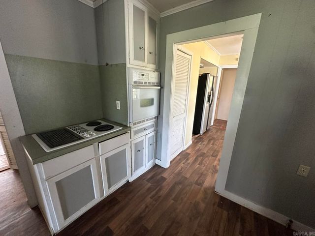 1808 S Leslie Street, Stuttgart, AR 72160