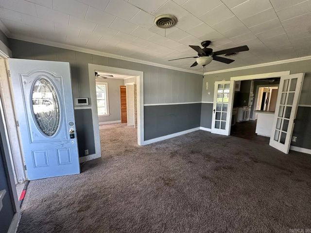 1808 S Leslie Street, Stuttgart, AR 72160