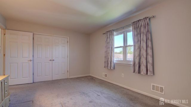 5 Missouri Court, Old Bridge, NJ 07747