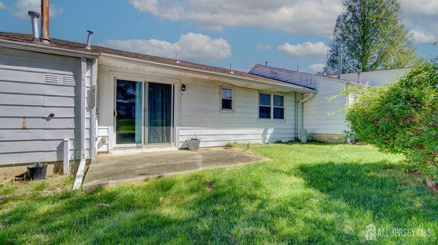5 Missouri Court, Old Bridge, NJ 07747