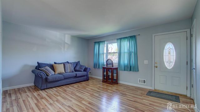 5 Missouri Court, Old Bridge, NJ 07747