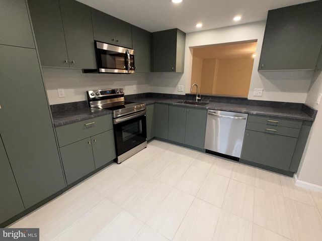 1195 PALMWOOD CT, Arnold, MD 21012