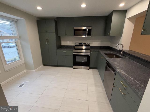 1195 PALMWOOD CT, Arnold, MD 21012