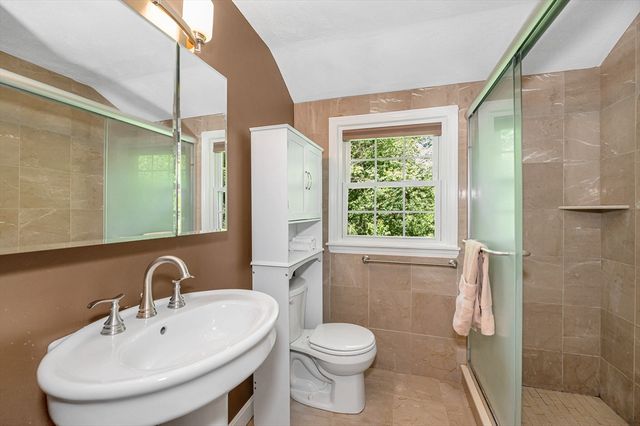 10 Newark Ave, Wilmington, MA 01887