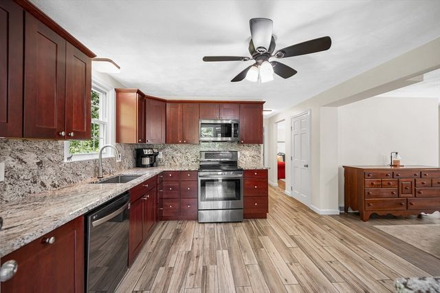 10 Newark Ave, Wilmington, MA 01887