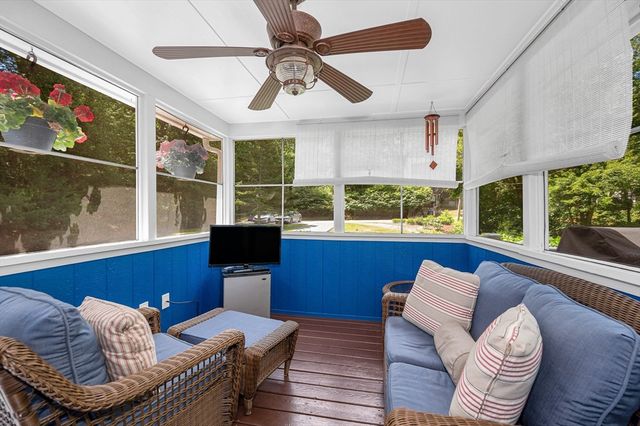 10 Newark Ave, Wilmington, MA 01887