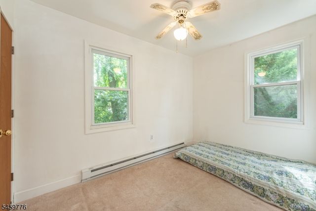 19 Skyland Ave, Wanaque Boro, NJ 07420