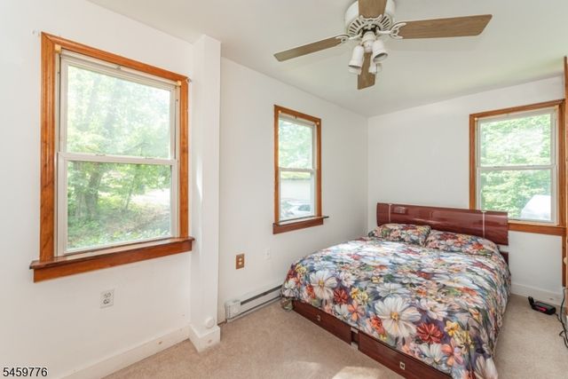 19 Skyland Ave, Wanaque Boro, NJ 07420