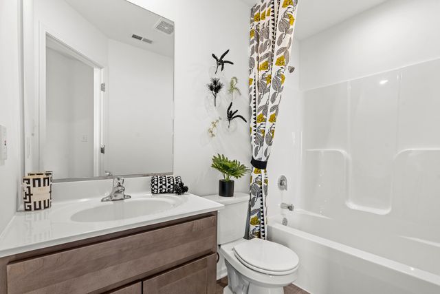 7047 Grant Street, Merrillville, IN 46410