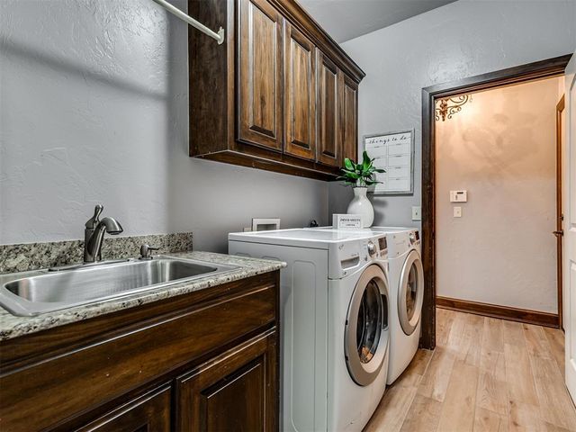 1600 SW 113th Place, Oklahoma City, OK 73170