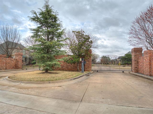 1600 SW 113th Place, Oklahoma City, OK 73170