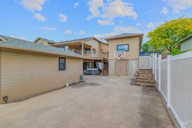 3224 Meadowlark, Lewiston, ID 83501