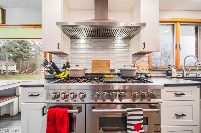 327 Briarhill Drive, Rittman, OH 44270