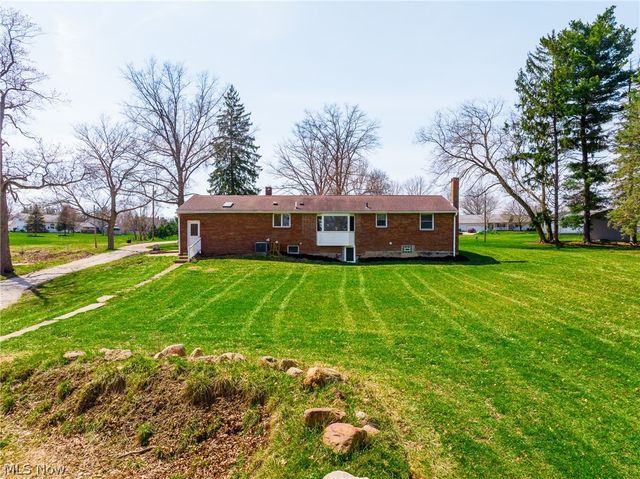 327 Briarhill Drive, Rittman, OH 44270