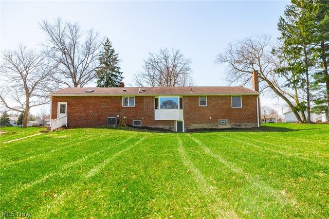 327 Briarhill Drive, Rittman, OH 44270