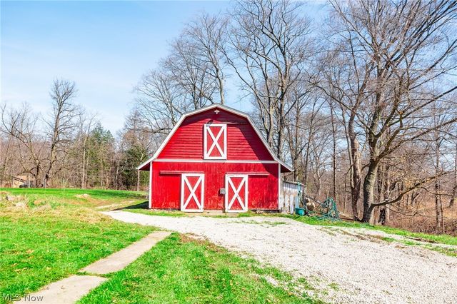 327 Briarhill Drive, Rittman, OH 44270