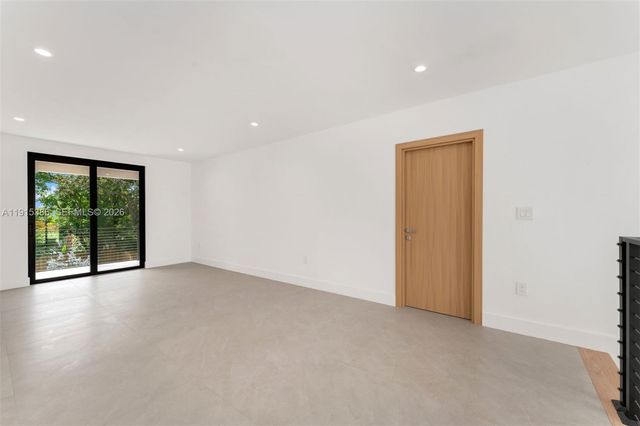 1366 SW 15th St, Miami, FL 33145