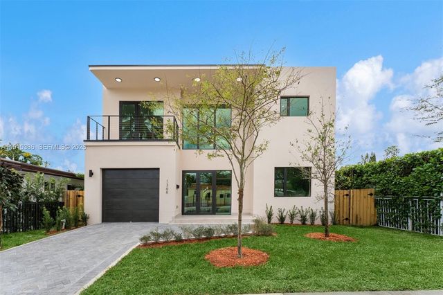 1366 SW 15th St, Miami, FL 33145